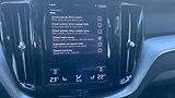 Volvo XC60 MOMENTUM PRO, B4 AWD, 145+10 k - náhled 21