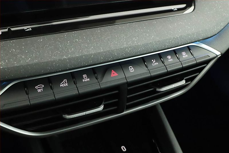 Škoda Octavia (2025) 1.5 TSI e-tec, TOP SELECTION - fotka 16 z 20