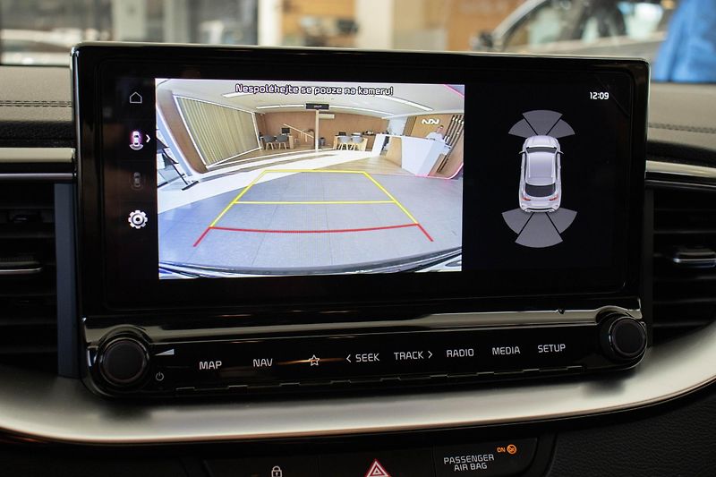 Kia XCeed 1.6 T-GDI GPF 7DCT EXCLUSIVE - fotka 11 z 17