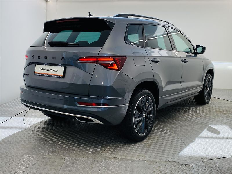 Škoda Karoq 1,5 TSI 110kW DSG SportLine - fotka 2 z 23