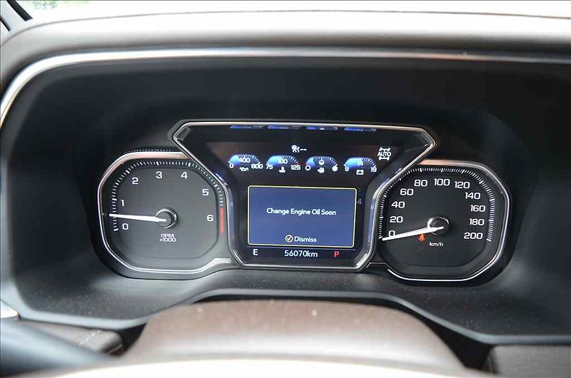 GMC Yukon (2022) DENALI XL 6,2V8 - fotka 11 z 18
