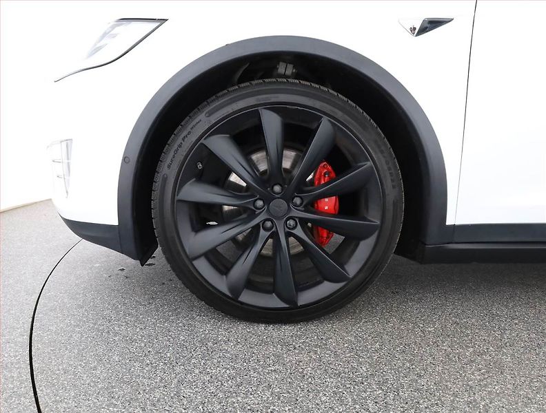 Tesla Model X (2017) P100D, SoH 92% - fotka 12 z 25