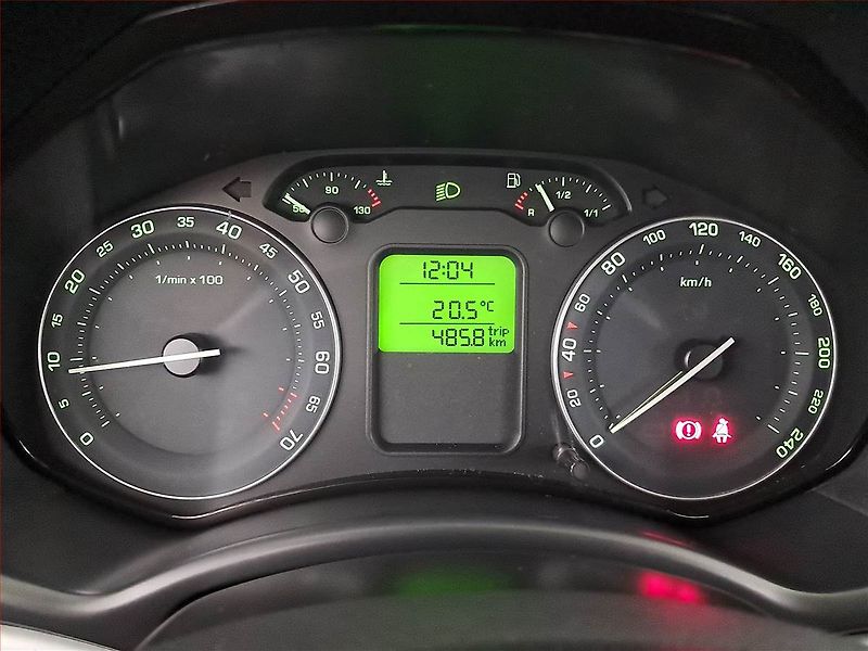 Škoda Octavia (2005) 1.6, po STK, CZ doklady - fotka 11 z 17
