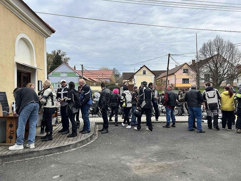 Žehnání motorek v Puclicích.