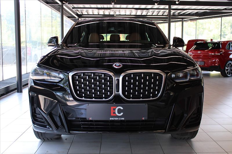 BMW X4 xDrive20d M Sport adLED / Tažn - fotka 2 z 20