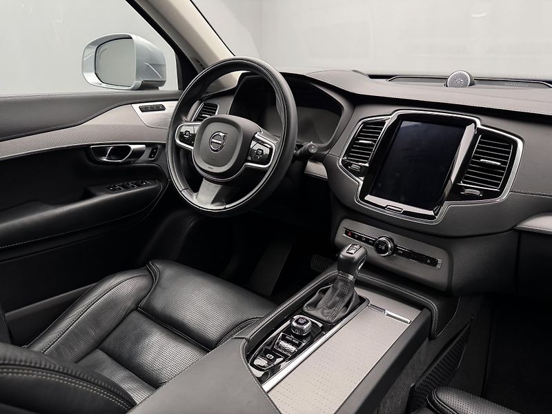 Volvo XC90 D5 AWD INSCRIPTION CZ 1.maj - fotka 28 z 54