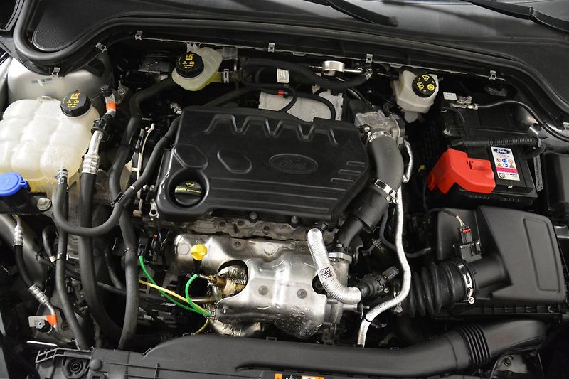 Ford Focus (2022) Kombi 1,5EcoBlue AUT8 88kW Edi - fotka 34 z 49