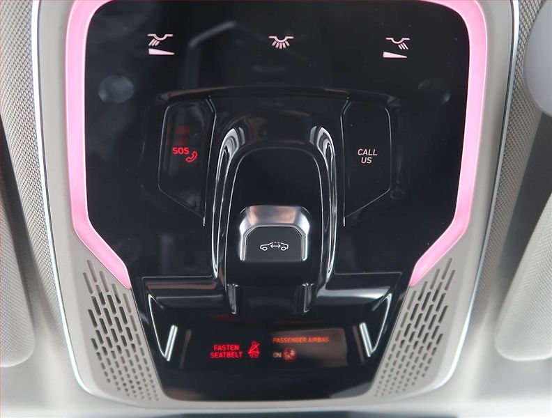 Lynk & Co 01 (2024) Plug-in Hybrid - fotka 20 z 22