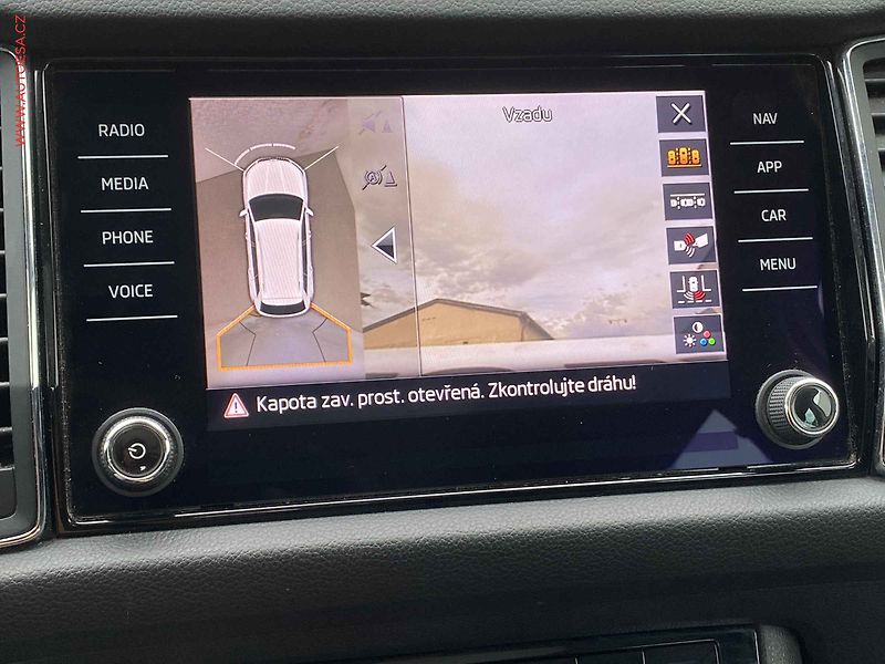 Škoda Kodiaq (2017) 2.0 TSi 4x4, Style, DSG, TZ - fotka 17 z 17