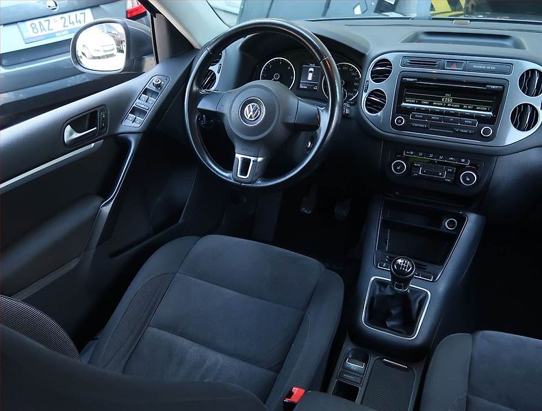 Volkswagen Tiguan (2013) 2.0 TDI, Tempomat - fotka 7 z 18