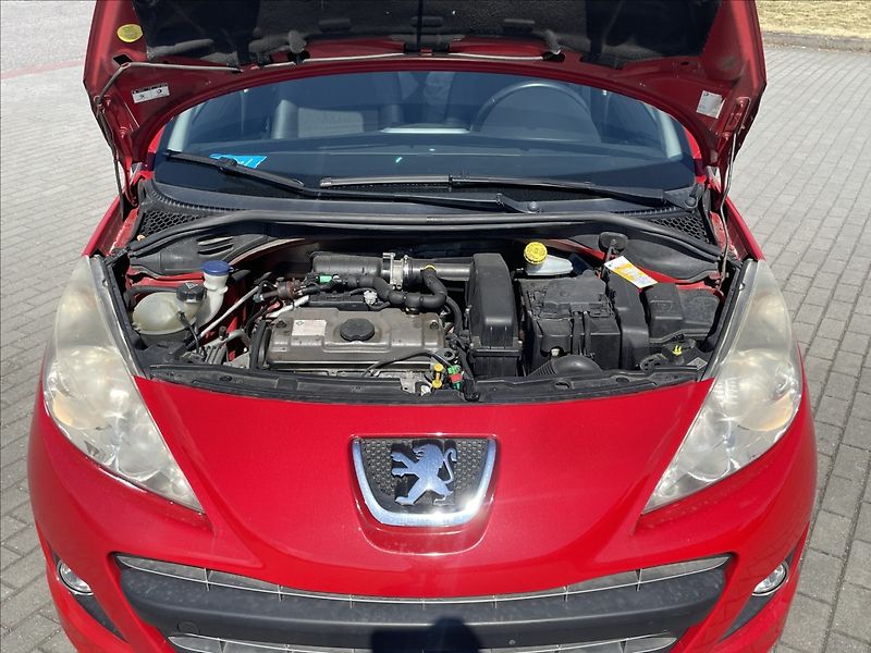 Peugeot 207 1,4 i 54kw Klima ESP po STK - fotka 21 z 33