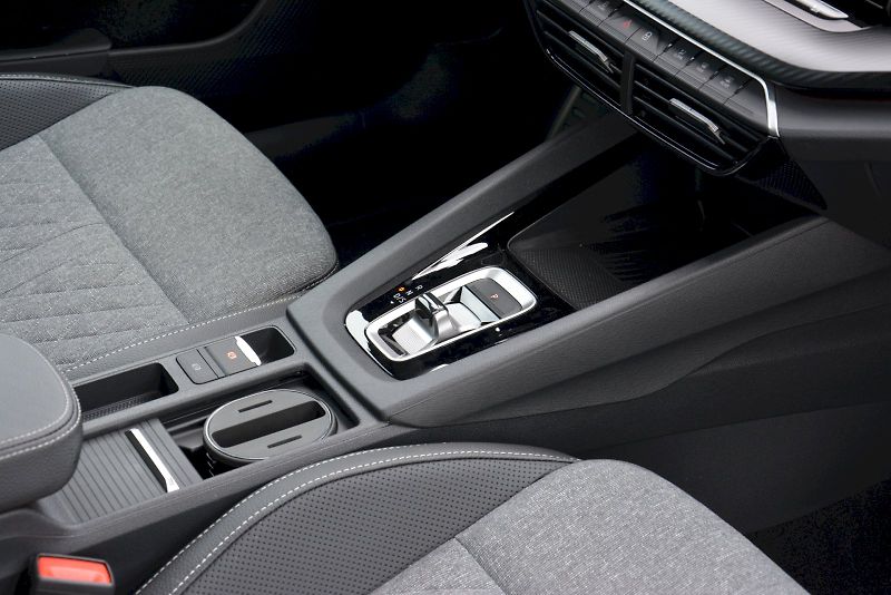 Škoda Octavia (2025) 1.5 TSI 110 KW MILD-HYBRID 7-s - fotka 13 z 29