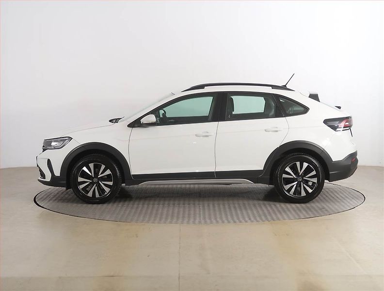 Volkswagen Taigo (2022) Life 1.0 TSI, Serv.kniha - fotka 3 z 17