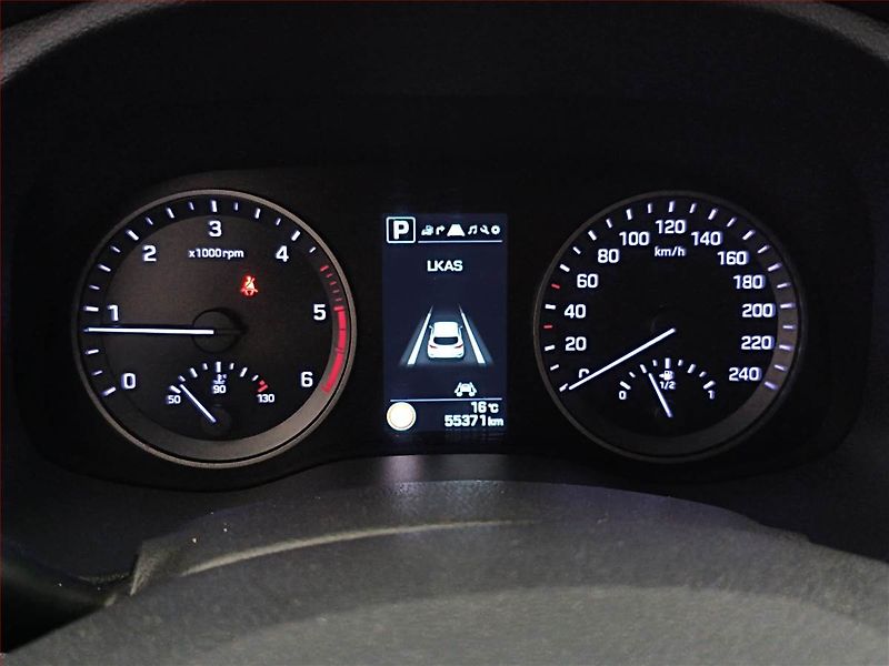 Hyundai Tucson (2017) 2.0 CRDi - fotka 11 z 18