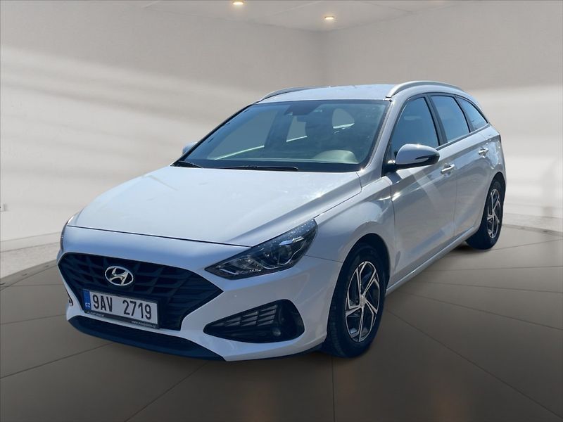 Hyundai i30 1,0 TGDI Family Comfort - fotka 3 z 11