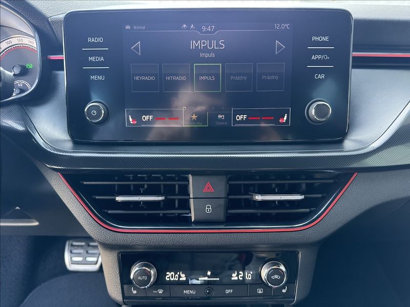 Škoda Scala 1,5 TSI MonteCarlo DPH 1maj ČR - fotka 33 z 50