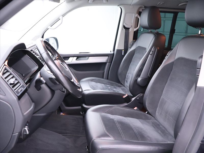 Volkswagen Multivan 2,0 TDI DSG Highline 6-Míst DP - fotka 6 z 25