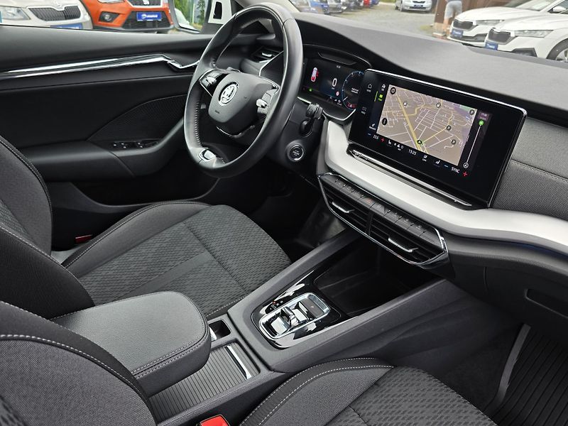 Škoda Octavia 2.0TDI DSG STYLE+ MATRIX TAŽNÉ - fotka 27 z 50