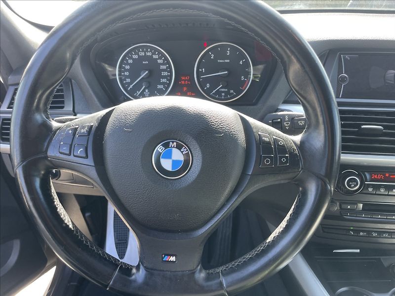 BMW X5 3,0 XDRIVE 40D M-Paket CZauto - fotka 13 z 33