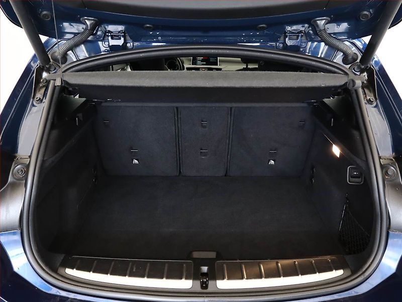 BMW X2 (2019) M Paket xDrive20d - fotka 12 z 21