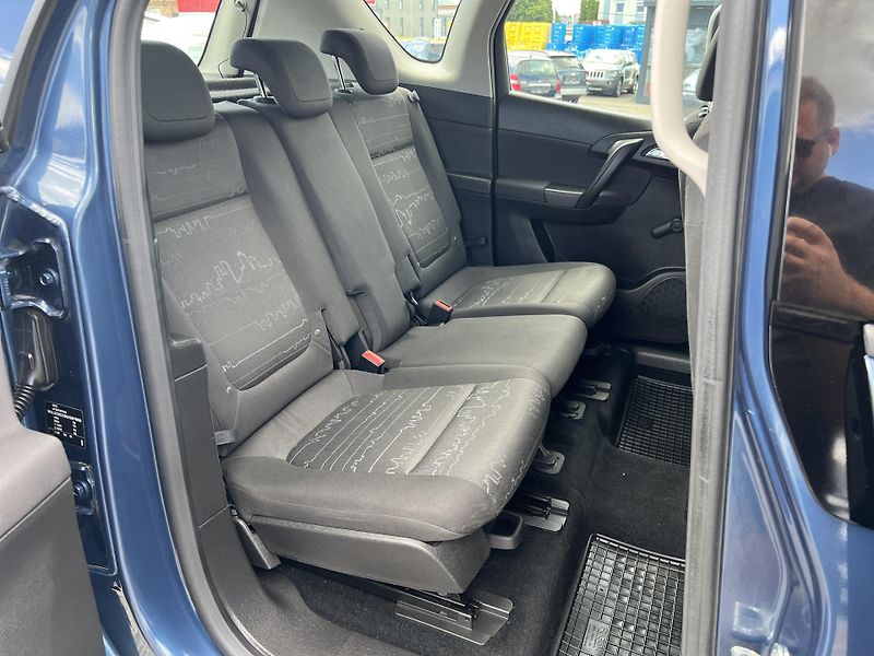 Opel Meriva 1.4i 16v 74kw KLIMA TAŽNÉ  ČR - fotka 26 z 37