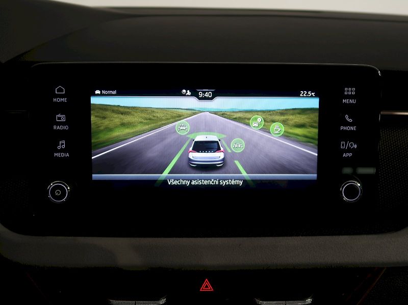 Škoda Scala (2025) TOP SELECTION 1.0TSI 85KW DSG - fotka 29 z 40