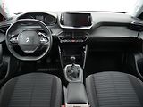 Peugeot 2008 (2021) 1.2PT, ČR, Active - náhled 8