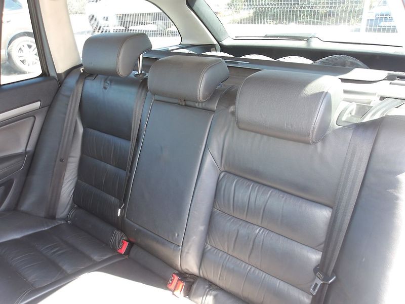 Škoda Octavia 1,9TDi 4X4 !!! KŮŽE,VÝHŘEVY ! - fotka 18 z 24