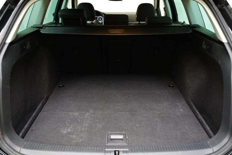 Volkswagen Golf - fotka 24 z 24
