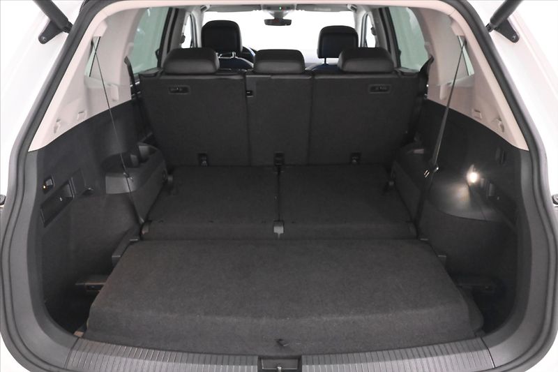 Volkswagen Tiguan Allspace 2,0 TDI 147 kW R-Line 4x4 7Mís - fotka 11 z 35