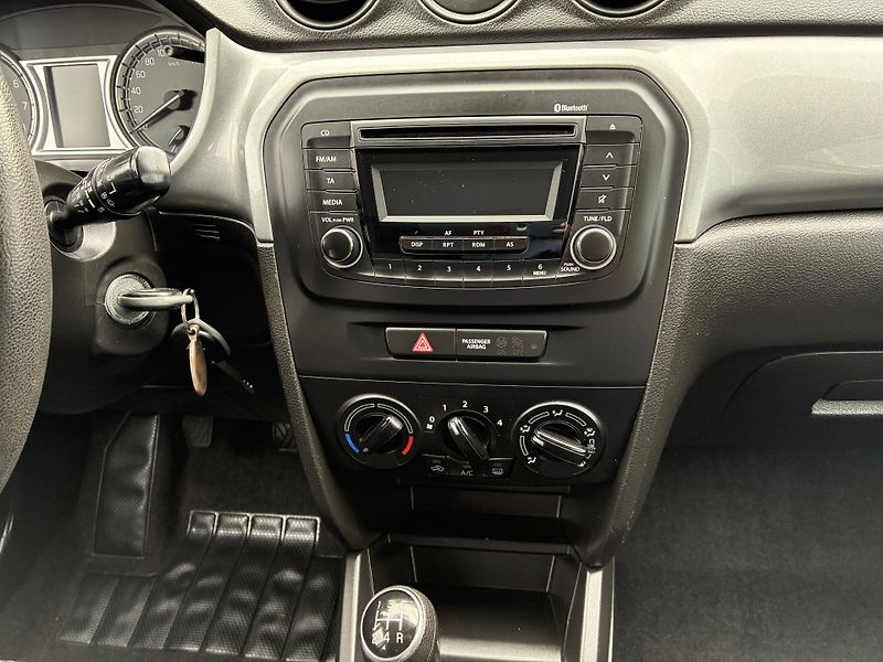 Suzuki Vitara (2018) 1,6VVT Comfort 5MT *ZÁRUKA* - fotka 11 z 18