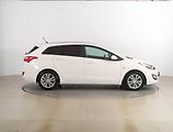 Hyundai i30 (2014) 1.6 MPI, Serv.kniha, Tempomat - náhled 6