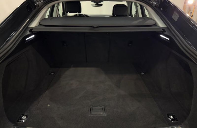 Audi Q8 e-tron 55 Sportback Q SoH 93% Kam LED - fotka 24 z 25