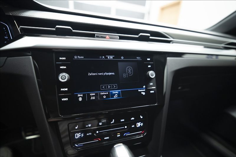 Volkswagen Arteon 2,0 TDI DSG R-LINE 1. MAJ ČR - fotka 20 z 36