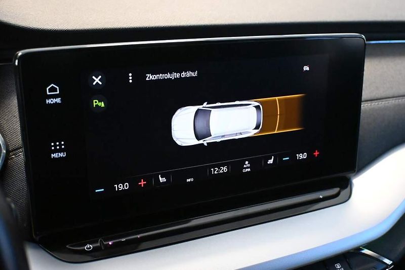 Škoda Octavia (2021) 2.0 FIRST EDITION LED Tažné Ma - fotka 20 z 33