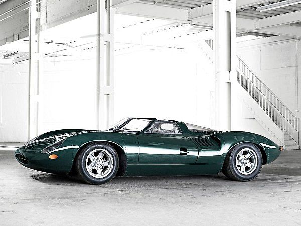 Jaguar XJ13.