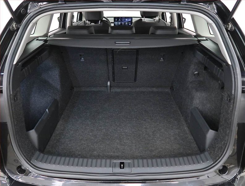 Škoda Enyaq (2022) iV 80 (82 kWh), SoH 92% - fotka 14 z 31