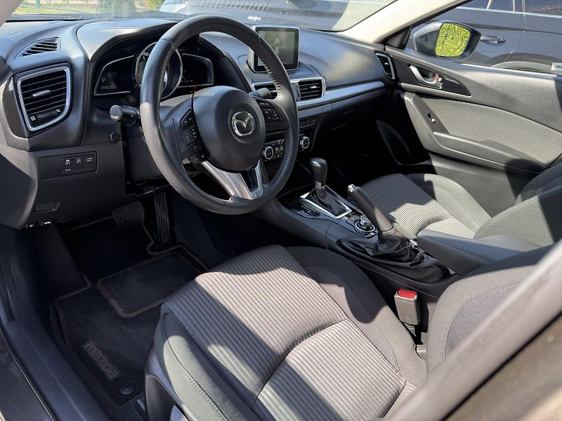 Mazda 3 (2014) 2.0i 88 kW/automat/revolution - fotka 15 z 19