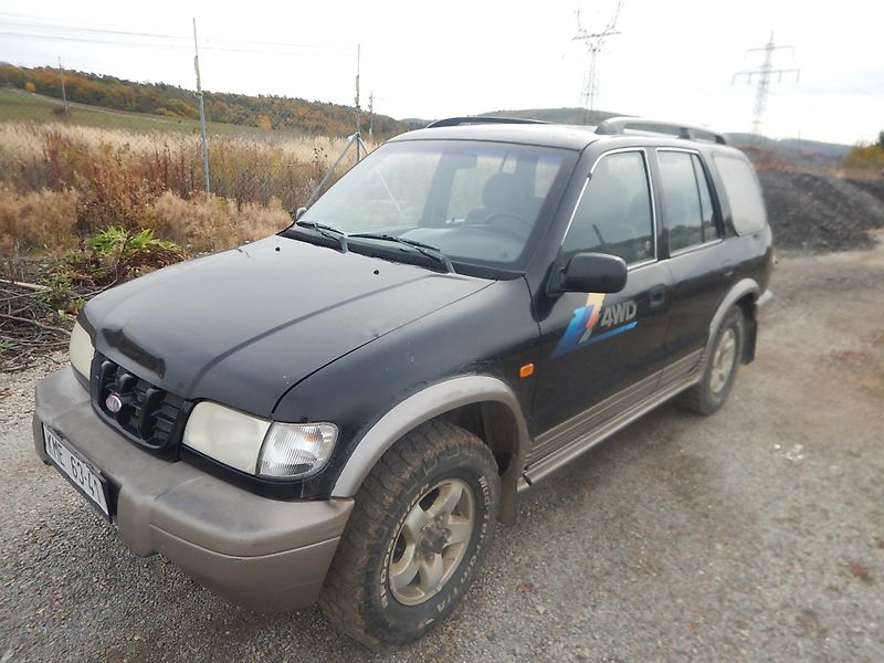 Kia Sportage 2.0 i, 4x4, TAŽNÉ - fotka 2 z 13