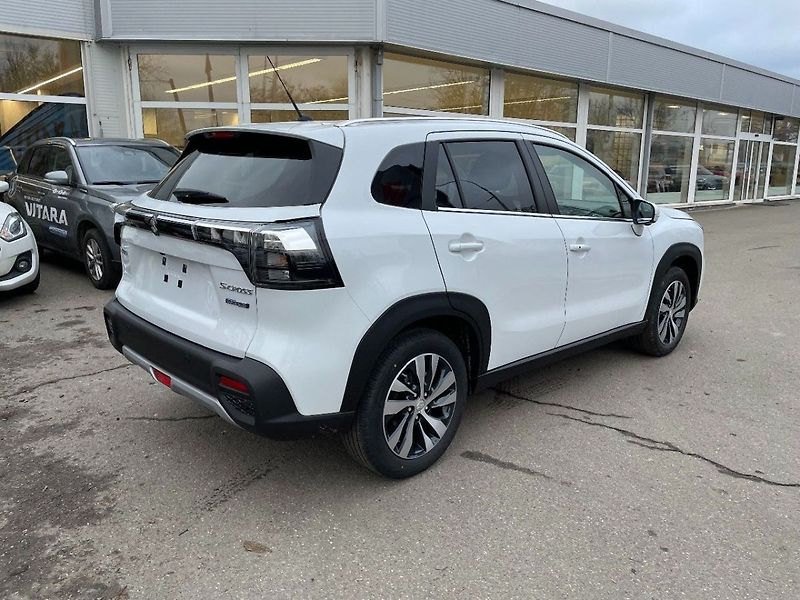 Suzuki S-Cross 4x4 Elegance - fotka 4 z 6