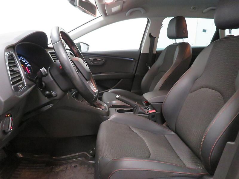 Seat Leon - fotka 11 z 24