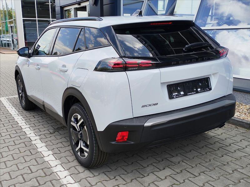 Peugeot 2008 (2026) 1,2 2008 ALLURE Turbo 100 MAN6 - fotka 10 z 16