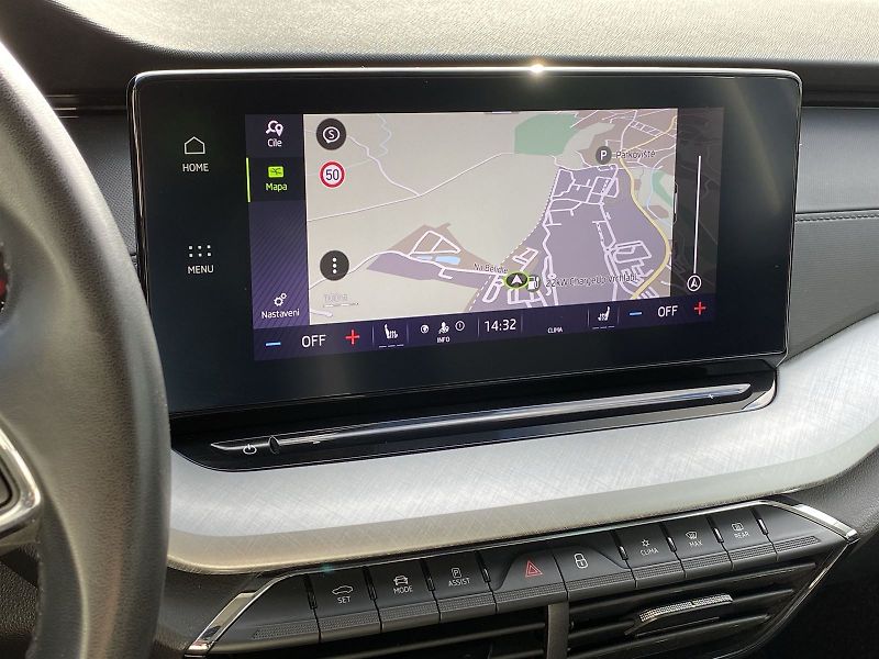 Škoda Octavia (2023) Combi 2.0 TDI DSG Ambition - fotka 11 z 35