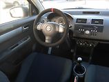 Suzuki Swift (2008) 1.3 i, Vyhř. sedaček - náhled 7