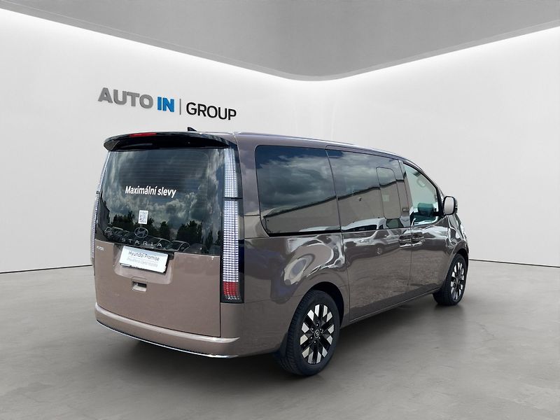 Hyundai Staria (2025) LUXURY 1.6 117kW, HEV, ČR, 1.m - fotka 5 z 30