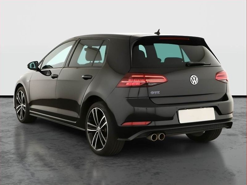 Volkswagen Golf (2020) GTE, Automat, Tempomat - fotka 4 z 16