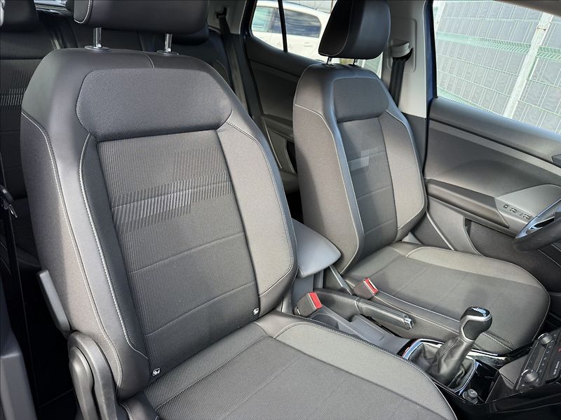 Volkswagen T-Cross 1.0 TSI Life Full LED - fotka 17 z 20