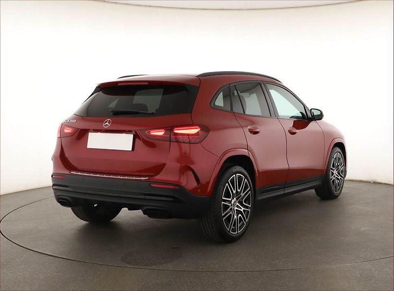 Mercedes-Benz GLA (2025) 200, AMG Line - fotka 5 z 19