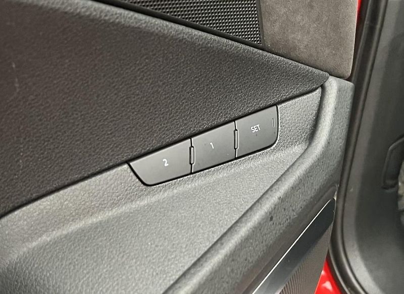 Audi e-tron 55 Quattro 360kam Tažné Pano - fotka 10 z 31