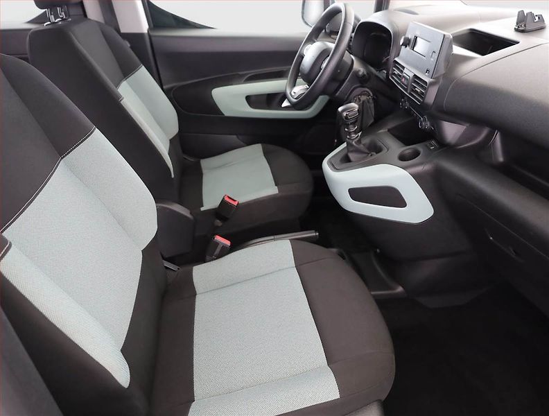 Citroën Berlingo (2020) Live 1.2 PureTech, 5Míst, ČR - fotka 7 z 16
